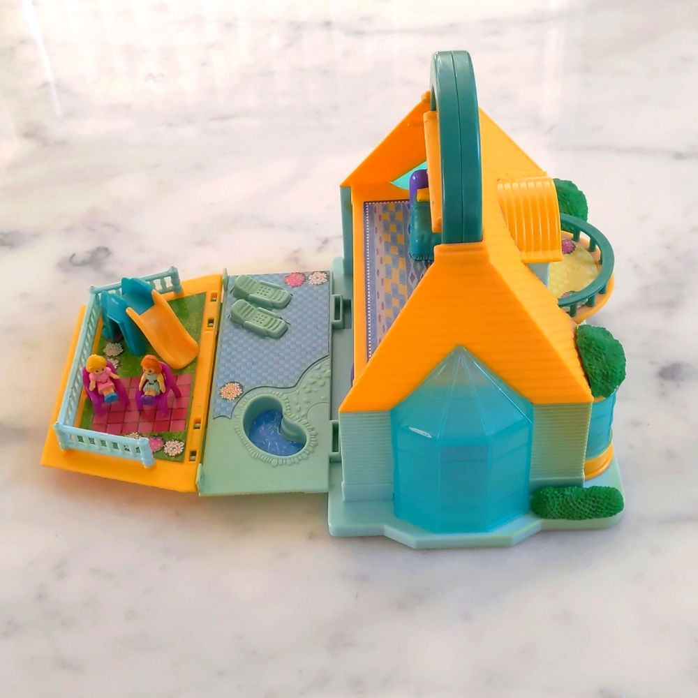 RARE! Vintage 1990s, Handmade Polly Pocket Blue Box Carry Along Mini Doll House.